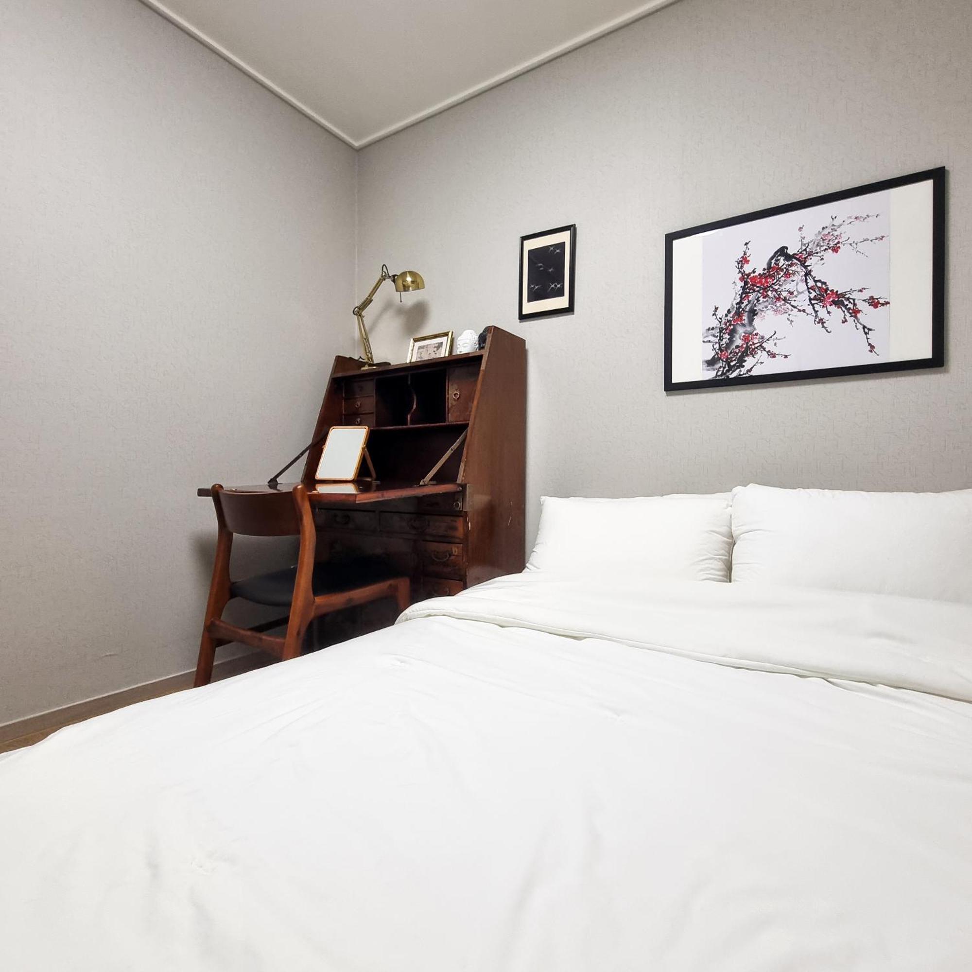Humphreys 2 Min Vintage Korean Room Пионтек Екстериор снимка